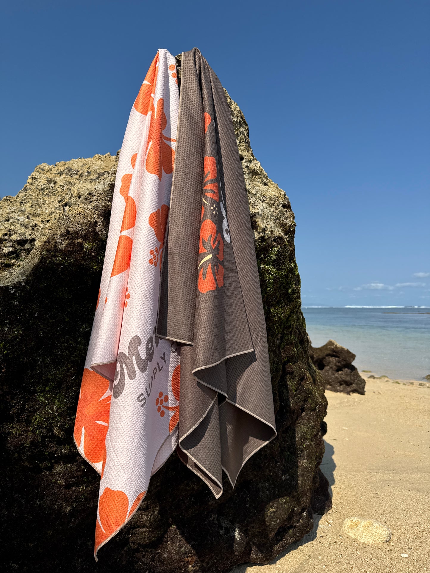 Pulau Towel in Sunset Bloom