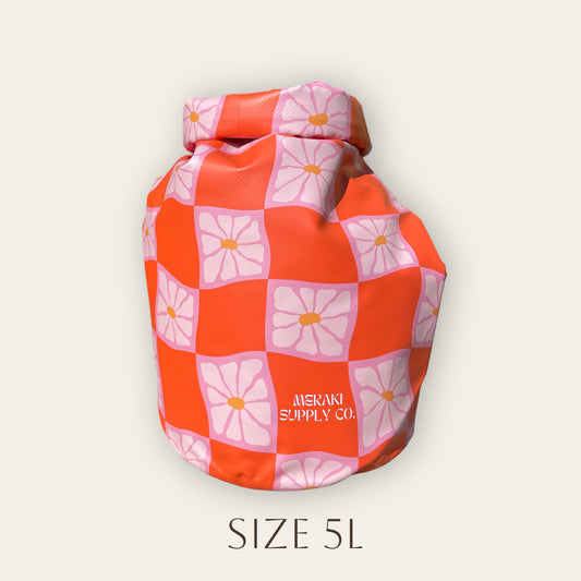 Paloma Checkered Dry Bag